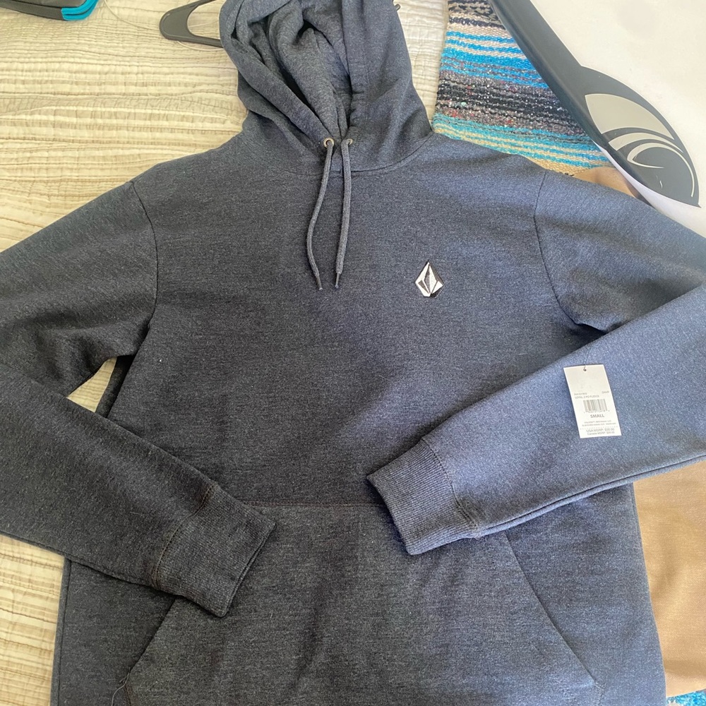 brand new volcom hoodie size small with tags